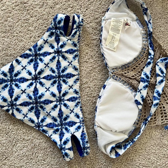 🚨 HOST PICK 🚨Tie dye high neck crochet bikini - Picture 2 of 5